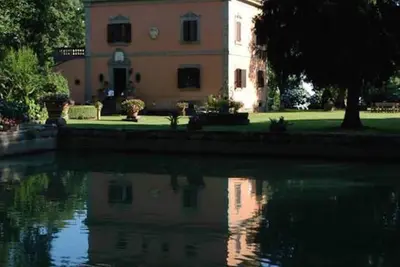 Image de Villa magnifique avec parc et piscine privés