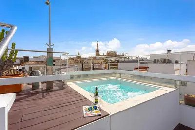 Image de Luxury Penthouse in Seville. Real de La Carretería
