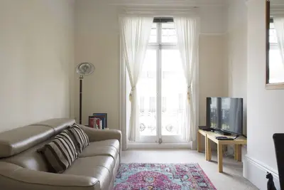 Image de Appartement élégant et confortable à Leamington Spa