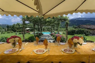 Image de Charmante Villa à seulement 7 km de Lucques avec piscine, barbecue, salle de gym, climatisation, Wifi