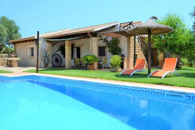 Casa Inés 165 magnifique finca avec piscine privée, grand jardin, climatisation et WiFi