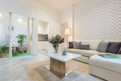 Image de Cosy Family Apartment in the City Center. Galera I