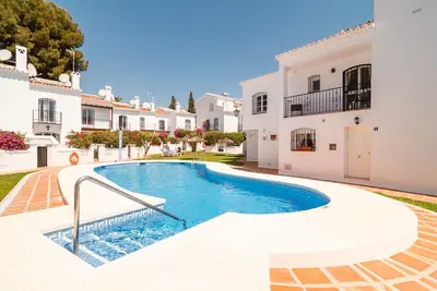 Image de Los Pinos 23 Villas by Casasol