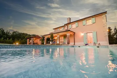 Image de Villa de luxe Plasa Ă Dobrinj
