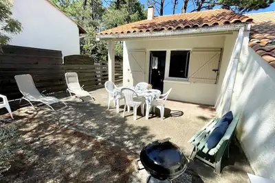 Image de Petite maison mitoyenne proche tennis 2290