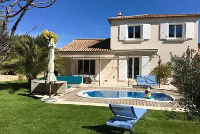 Image de Modern and comfortable house with 3 bedrooms