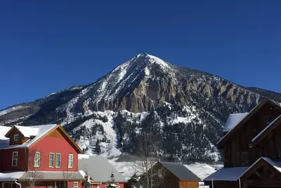 Image de Maison en ville avec des vues magnifiques!