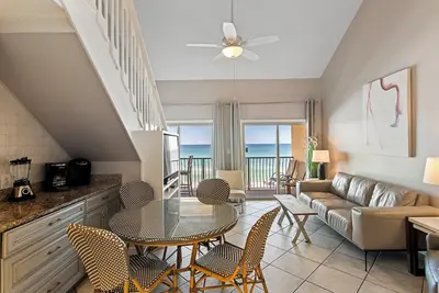 Image de 46- Paix! Relaxation! Vue Imprenable Sur La Plage! Tous Ă ce condo! Coral Reef Club