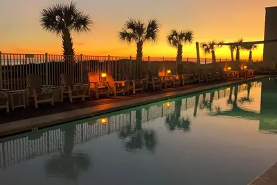 Image de 💥Fall Special💥Stay 6 Get 7th Free! RÉSERVEZ TÔT Et ÉCONOMISEZ! 💥3br, 3ba Beach Con