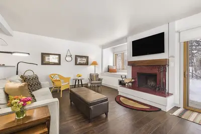Image de Rmr: Escapade confortable 1 chambre dans les trembles + activités gratuites!