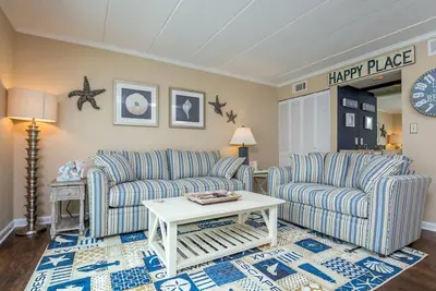 Image de Récemment rénové 2 Br 2 salles de bain Le Lisa Condo à North Ocean City, à quelques pas de l'océan.