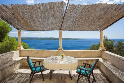 Image de Villa historique sur le côté sud de l'île de Hvar