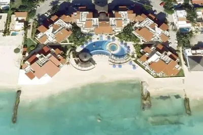 Image de Beach Condo, Playa Del Carmen, au Mexique, vue spectaculaire! 333e