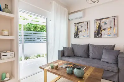 BeAthenian-élégant apt avec terrasse privée
