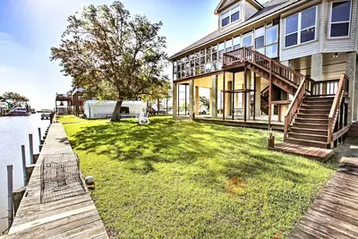 Image de 'Reelin & Dealin' La Nouvelle-Orléans Waterfront Home