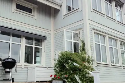 Image de Villa moderne près de l'archipel, près de la ville de Stockholm, idéale pour les familles