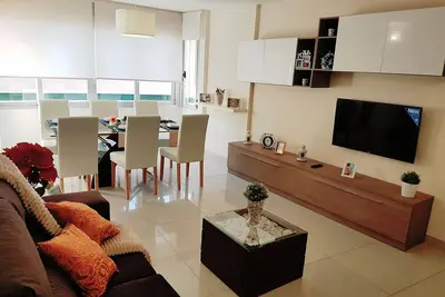 Image de Appartement En Plein Centre, À 4 Min À Pied De La Plage