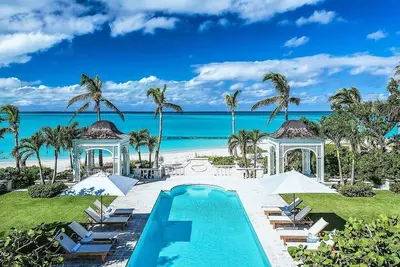 Coral Pavilion - Grace Bay