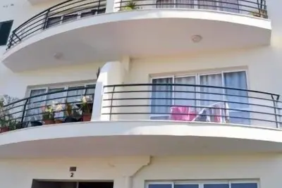 Image de Appartement tout confort avec vue superbe sur l'océan