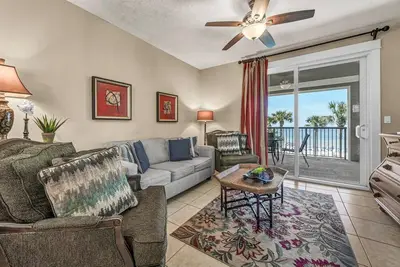 Image de ☀Beachfront au Grand Panama 1-303-2br☀GulfFront Pool! Ouvert Du 13 Au 16 Mai 804 $!