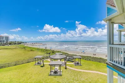 Image de Paysage marin - Barefoot Bliss - 2/1. 5 salles de bain condo en bord de mer!