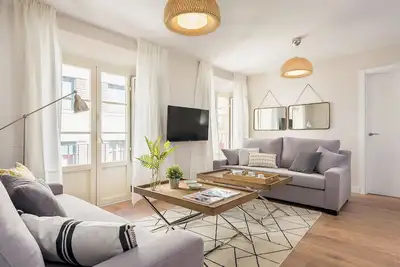 Magnificent Apartment in the Heart of Old Town. Picasso Iii