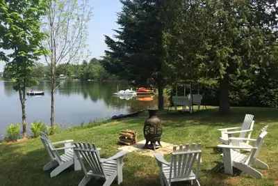 Image de Chalet Lac Vert: bord de l'eau et spa
