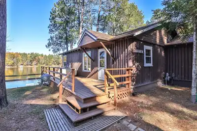 Image de Loghaven - Elbert's Resort - Lakefront Home sur Little St. Germain