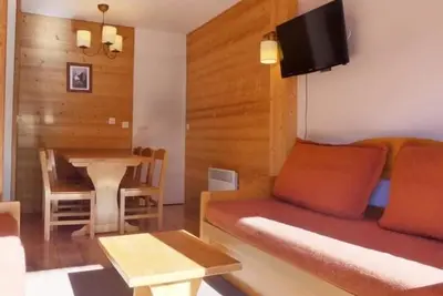 Image de Duplex Châtelet avec Balcon, Proche Pistes et Commerces – Idéal Famille