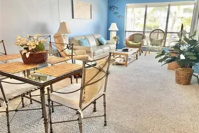 Image de 650 $. 00 / semaine + frais Juillet Et Ao��T SPÉCIAL Condo 1 Br / 1ba Pr��S De La Piscine Et De La Plage # 264, Runaway Bay