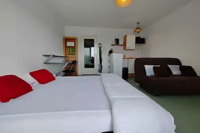 Image de Studio confortable avec terrasse, proche plage, parking privé - La Rochelle