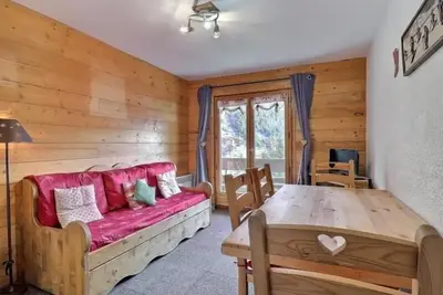 Image de Appartement Chaleureux sur Pistes - Balcon, 4 Pers, Bien Équipé, Proche Commodités