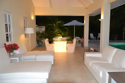 Image de Belle villa tropicale (120m2) avec piscine pour 2 personnes