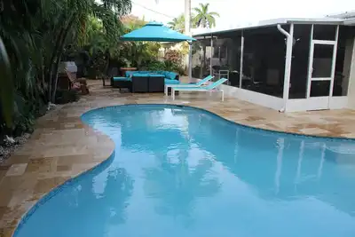 Deerfield Beach House et la piscine