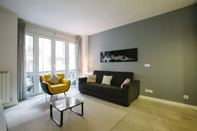 Image de 5 Getaria A, super central spacious apartment