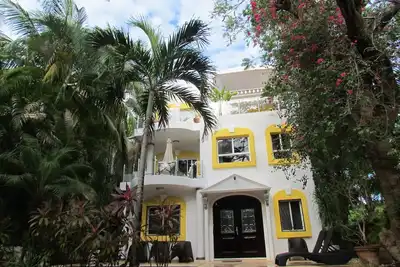 Image de Emplacement incroyable! Playacar phase 1 Awesome Villa avec piscine privée ~ Filtre Uva
