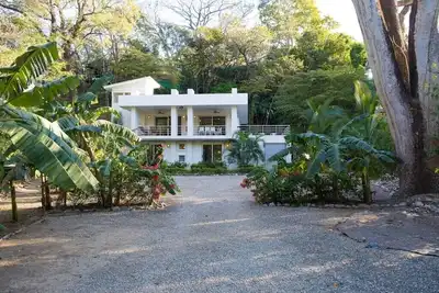 Image de Villa jungle haut de gamme de 4 chambres à coucher au Costa Rica