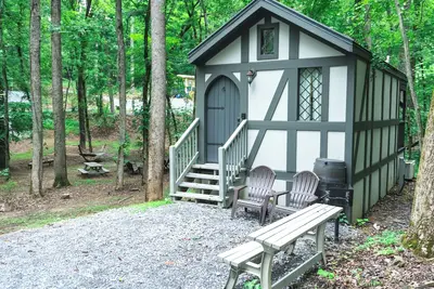 Image de Tiny Home Cottage près des Smokies # 4 Stella