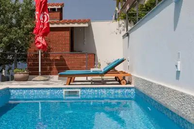 Image de Appartement de deux chambres prés de la plage Zavode, Omis (A-1021-b)