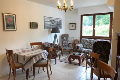 Image de Studio Calme à 5min de l'Océan - Parking et Balcon Aménagé