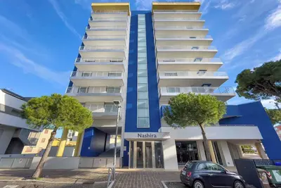 Image de Appartement de vacances avec balcon et climatisation