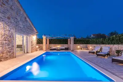 Image de Belle villa à Sukošan avec piscine privée