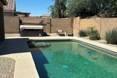 Image de Maison avec piscine privée