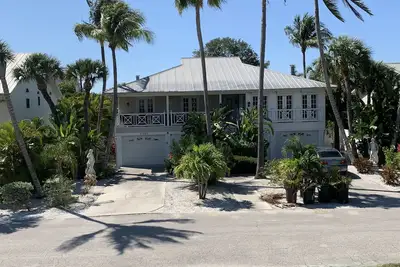 Image de 21080 St. Peters Drive - Oasis Tropical