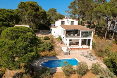 Image de Location de villa avec piscine à Begur, Residencial Begur