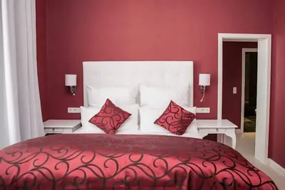 Image de Chambre Familiale - Hotel & Pension Villa Laluna Ug