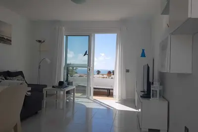 Image de App. m. vue magnifique sur la mer - récemment rénové - plage à distance de marche - emplacement central