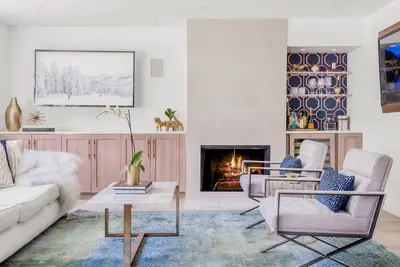 Image de Designer 2 Bed \/ 2 Bath dans Aspen's Core: Promotions Automne! Taux bas pour septembre \/ octobre \/ novembre