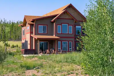 Image de Willows @ Grand Park 210 de WPLCo | 4 Bd Maison De Ville | Décor impressionnant | Tout Neuf!