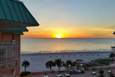 Image de Indian Rocks Beach / Indian Shores Ocean Condo près de Clearwater et de Saint-Pétersbourg